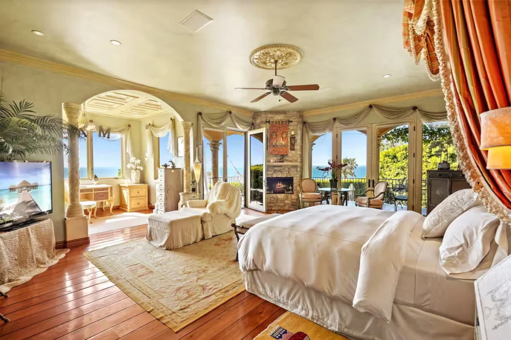 bedroom with balcony